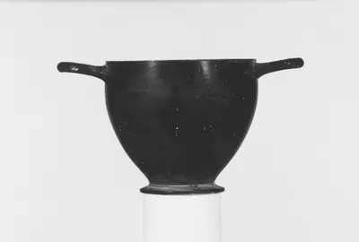 Attic Black-Ware Skyphos of Corinthian Shape