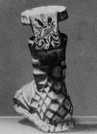 FIGURE VASE, ARYBALLOS (IONIAN)