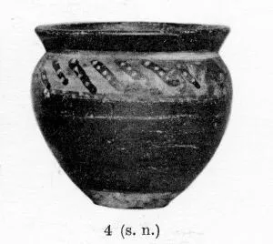 SKYPHOS (SOUTH ITALIAN, CAMPANIAN)