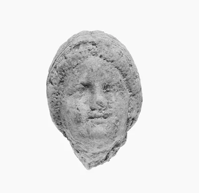 Head with Saccos(?)