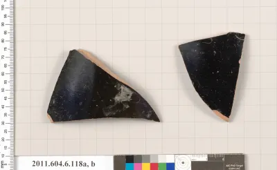 Terracotta fragments of closed shapes