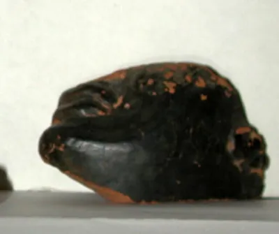 vase plastique ; œnochoé