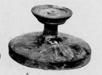 LEKANIS LID (SOUTH ITALIAN, APULIAN, RED-FIGURE)