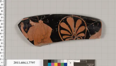 Terracotta rim fragment of a kylix (drinking cup)