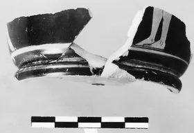 OINOCHOE, FRAGMENT (ATHENIAN, RED-FIGURE)