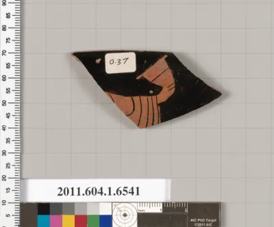 Terracotta rim fragment of a kylix (drinking cup)