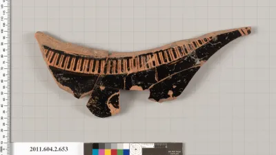 Terracotta fragment of a stamnos (jar) or a column-krater (bowl for mixing wine and water)