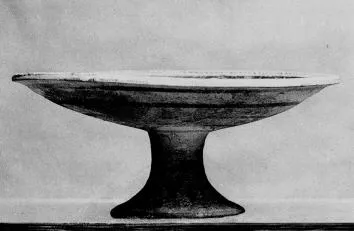 PLATE, STEMMED (EAST GREEK, OUTLINE)