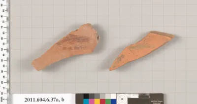 Terracotta fragments of closed shapes