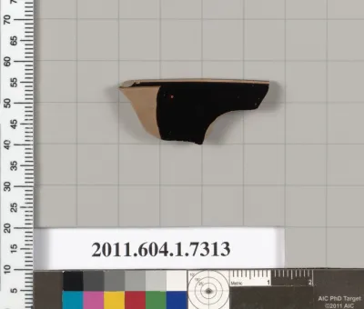 Terracotta rim fragment of a kylix (drinking cup)