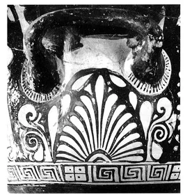 KRATER, BELL (SOUTH ITALIAN, APULIAN, RED-FIGURE)