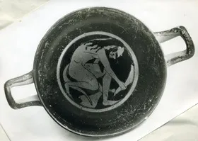 CUP (ATHENIAN, RED-FIGURE)