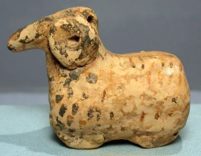 Terracotta aryballos in the form of a ram
