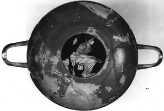 CUP, STEMLESS (ATHENIAN, RED-FIGURE)