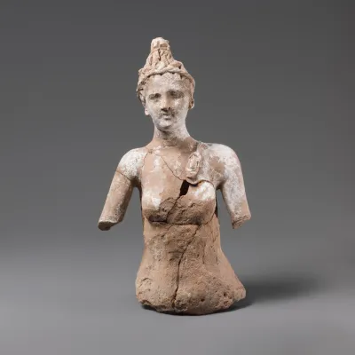 Fragmentary terracotta female statuette, perhaps Artemis