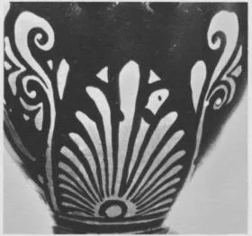 SKYPHOS (SOUTH ITALIAN, APULIAN, RED-FIGURE)