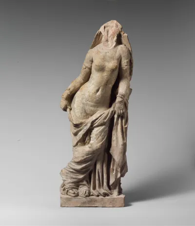 Terracotta statuette of a veiled woman