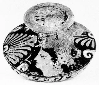LEKANIS LID (SOUTH ITALIAN, APULIAN, RED-FIGURE)