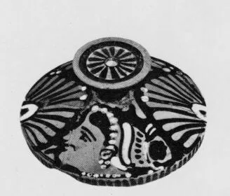 LEKANIS LID (SOUTH ITALIAN, APULIAN, RED-FIGURE)