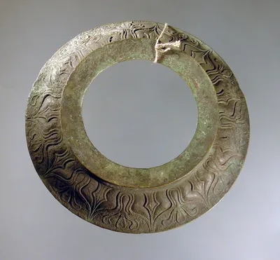 Standring eines Gefäßes, mit schönem Kymation