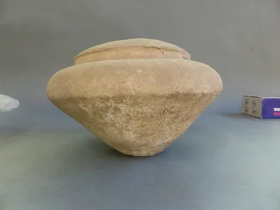 vase à étrier