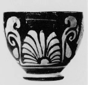SKYPHOS (SOUTH ITALIAN, CAMPANIAN, RED-FIGURE)
