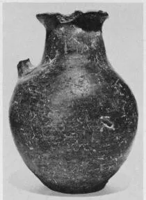 OINOCHOE (SOUTH ITALIAN, IMPASTO)