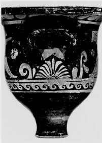 KRATER, BELL (SOUTH ITALIAN, APULIAN, RED-FIGURE)