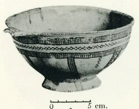 BOWL (CYPRIOT, BRONZE AGE, WHITE SLIP WARE)