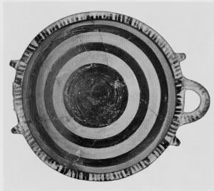 CUP (BOEOTIAN, OUTLINE)