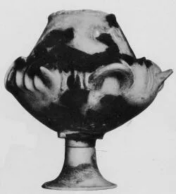 VASE (ITALIAN IRON AGE)