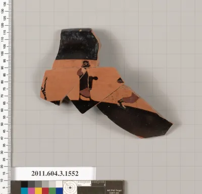 Terracotta rim fragment of a kylix: Band cup (drinking cup)