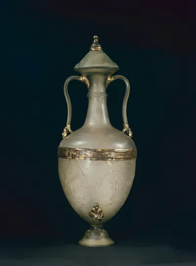 Amphora mit Deckel, sog. "Glasamphora"