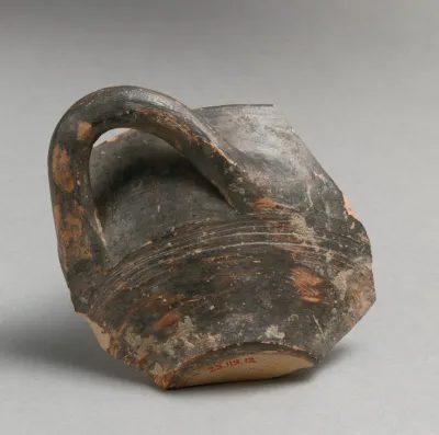 Vase fragment