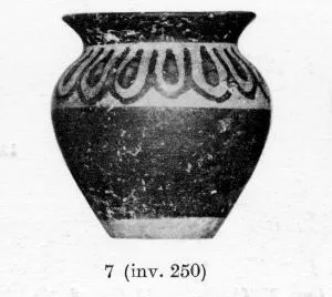SKYPHOS (SOUTH ITALIAN, CAMPANIAN, BLACK PATTERN)