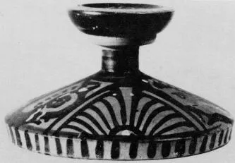 LEKANIS LID (SOUTH ITALIAN, APULIAN, RED-FIGURE)