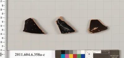 Terracotta fragments of closed shapes