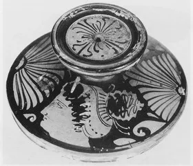 LEKANIS LID (SOUTH ITALIAN, APULIAN, RED-FIGURE)