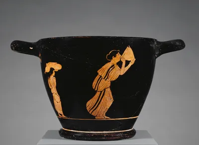 Attic Red-Figure Skyphos