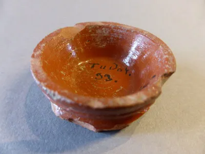 vase ; fragment