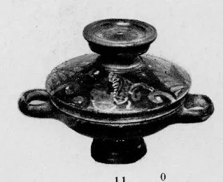LEKANIS (SOUTH ITALIAN, APULIAN, RED-FIGURE)