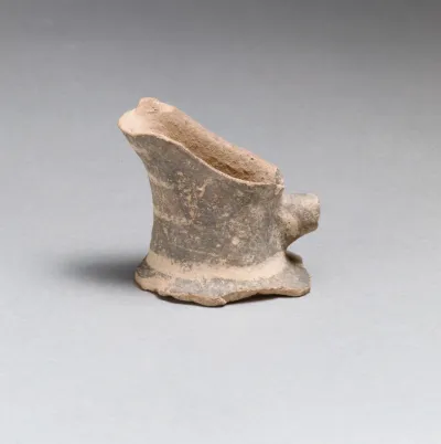 Vase fragment