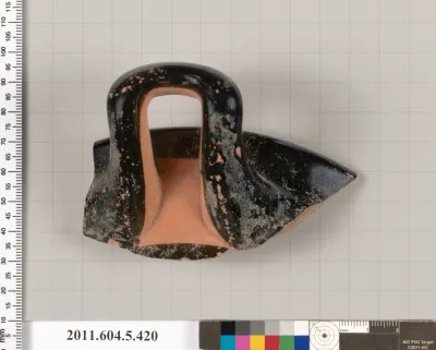 Terracotta rim fragment of a kylix (drinking cup)
