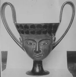 FIGURE VASE, KANTHAROS (IONIAN, BLACK-FIGURE)