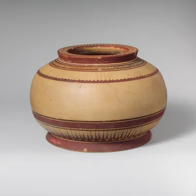 Terracotta pyxis (box)