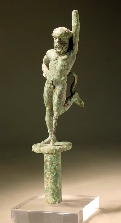 Silen (Kandelaberbekrönung in Gestalt eines Silen, Aufsatz eines Kottabosständers mit der Statuette eines tanzenden Silens)