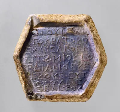 Hexagonal Weight