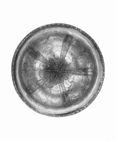 Cup with a Leaf Calyx Decoration