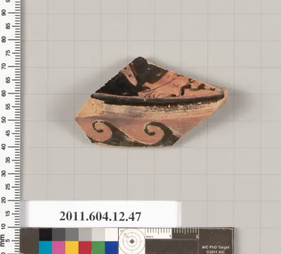 Terracotta fragment of a lekanis (dish)