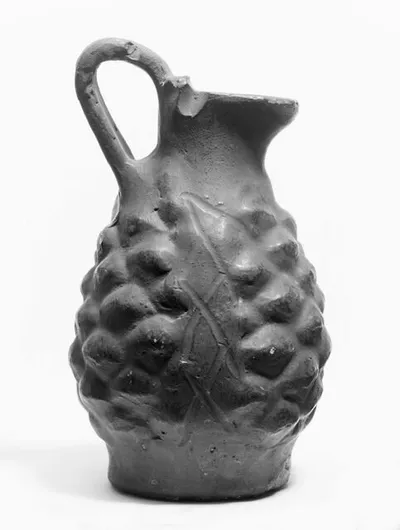 œnochoé ; vase plastique